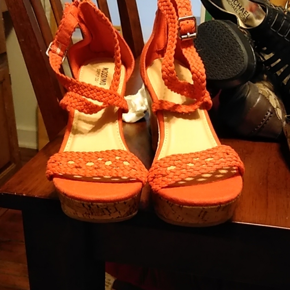 Red wedge heels shoes